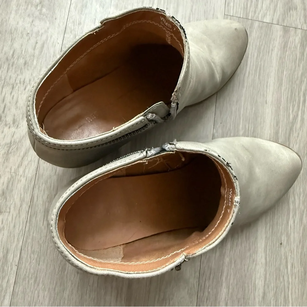 Elegant Grey Ankle Boots